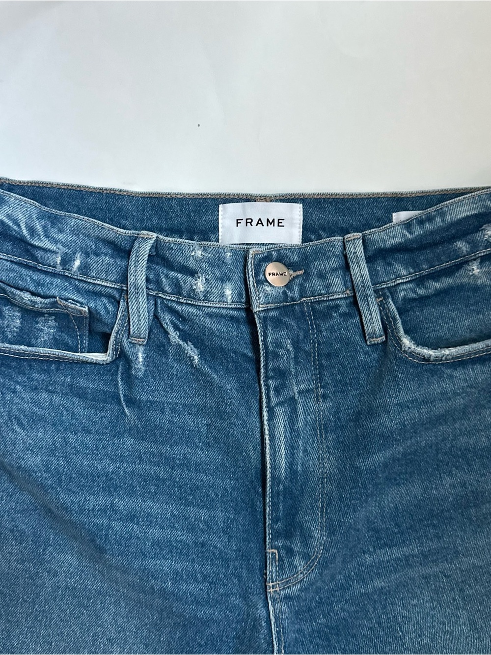 FRAME Jeans - Picture 3 of 6